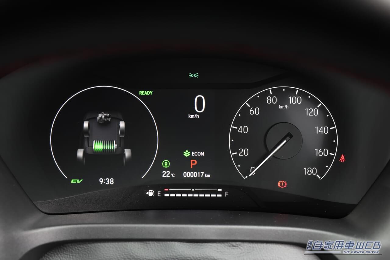 |真打ち登場!ホンダ・ヴェゼルに、走りの血統「RS」が復活【待望の4WD仕様も初設定】