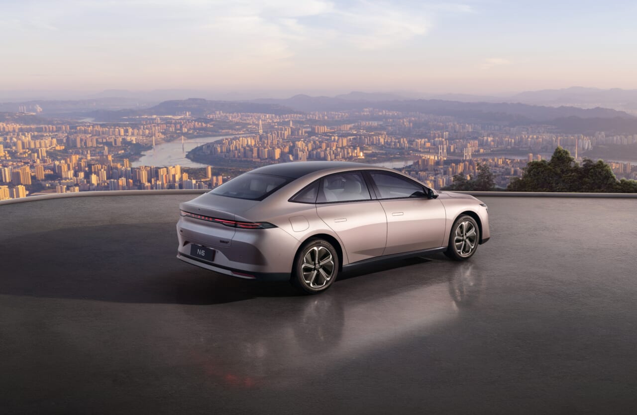 ｜日産、中国で新型ティアナを公開【同時にN6のPHEVモデルも発表。中国で本年中に発売へ】