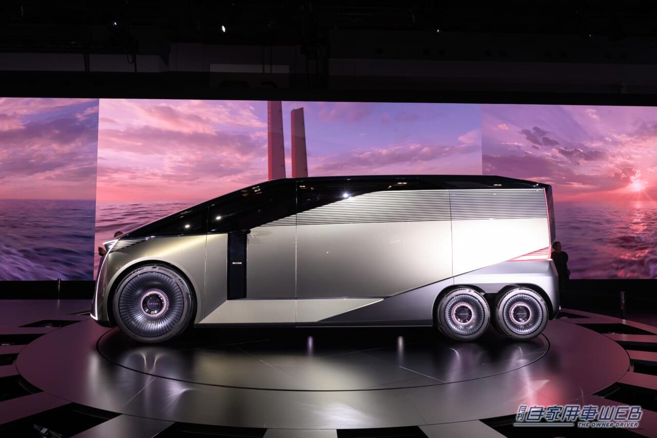 ｜レクサスが「LS」を再定義。「Luxury Space」へ大胆に進化 【6輪ミニバンを選んだ理由とは？】