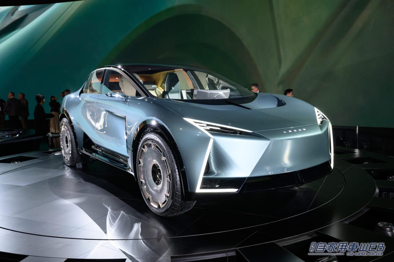 |レクサスが「LS」を再定義。「Luxury Space」へ大胆に進化 【6輪ミニバンを選んだ理由とは?】