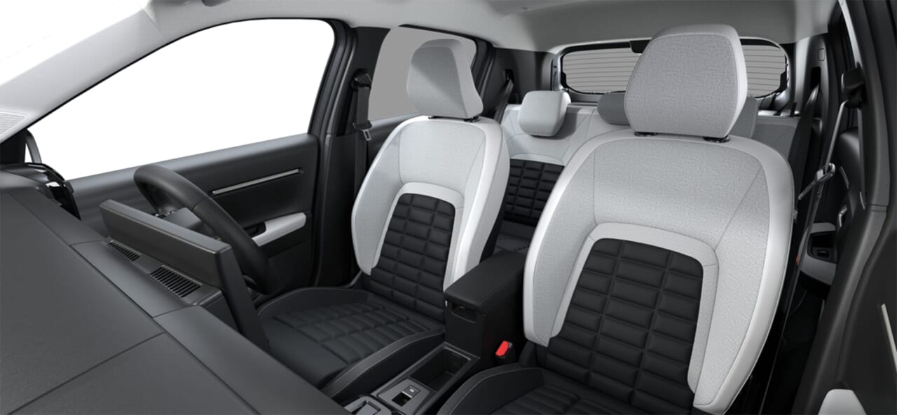 ｜ハイルーフ化＆極上シートで、より快適キャビンへ。新型シトロエンC3ハイブリッドが国内導入【価格は339万円〜】