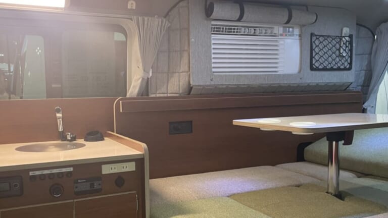 「これ凄くない？」「かなり欲しいかも」車なのに“家の延長”として使える。派手さより誠実さが光る、都会で快適・自然で最強なキャンピングカー。