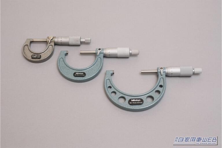 マイクロメーター｜「へぇ〜そうやって使うんだ…」デジタル化されてより高精度に。日常でも何かと便利なツール、ノギスの使い方を解説！