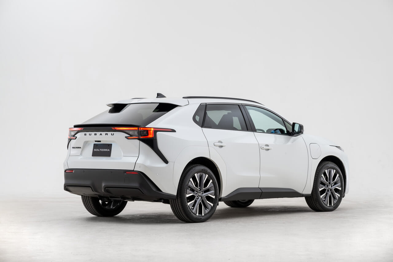 ｜デザイン刷新＆性能強化した、スバル・ソルテラ改良新型発売【航続距離は最大746kmに向上】