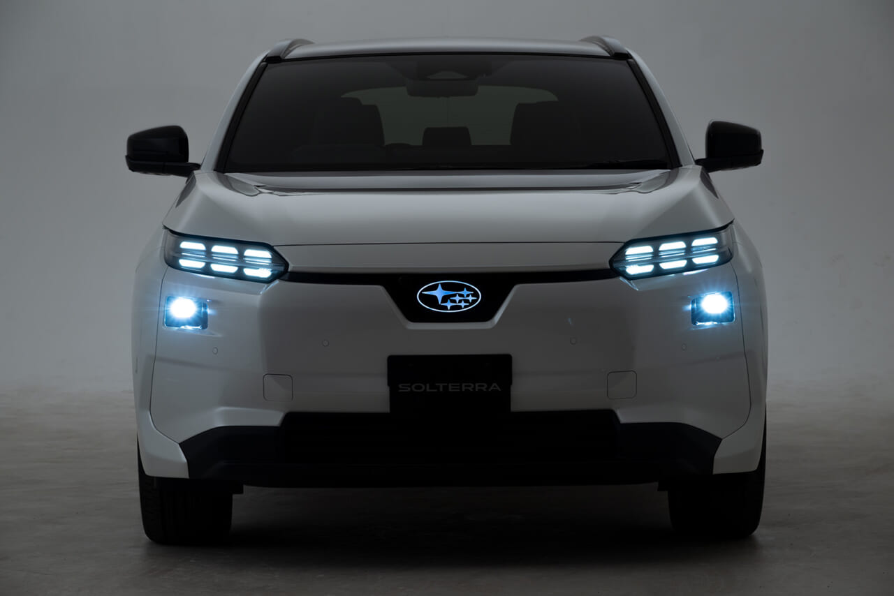 デザイン刷新&性能強化した、スバル・ソルテラ改良新型発売【航続距離は最大746kmに向上】