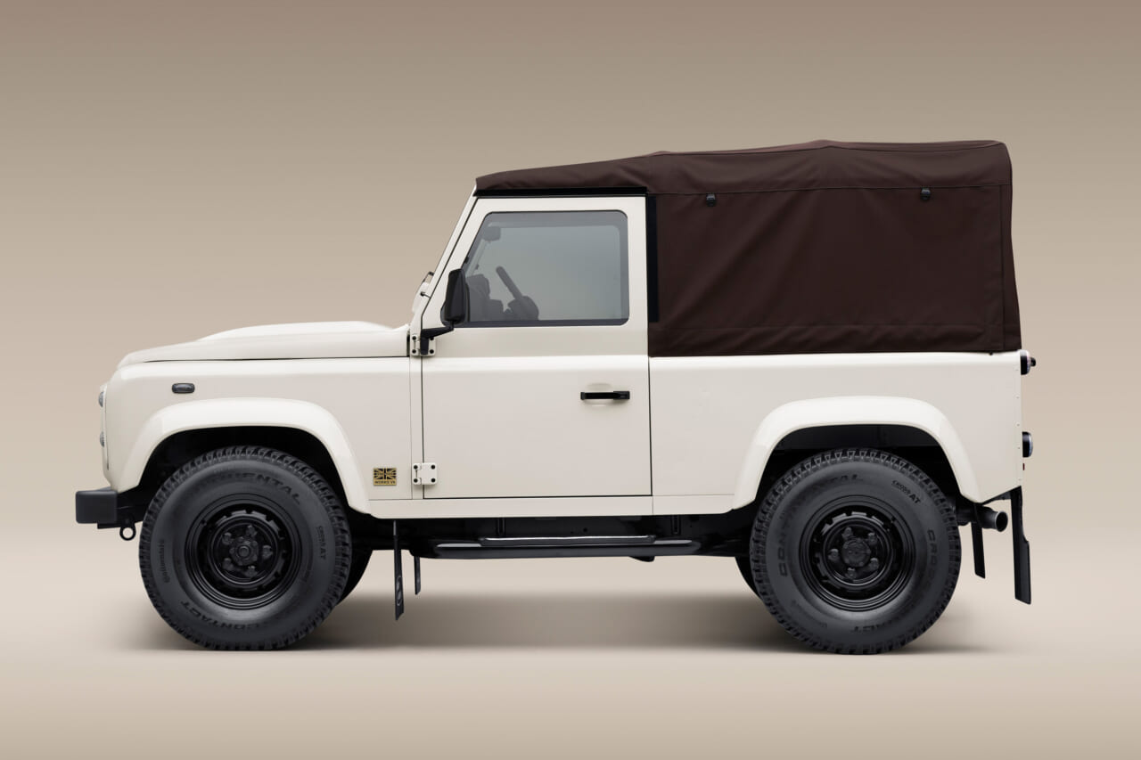 |究極のリビルドが施された、初代ディフェンダーが2台限定で復活【CLASSIC DEFENDER V8 MUROMACHI EDITION】
