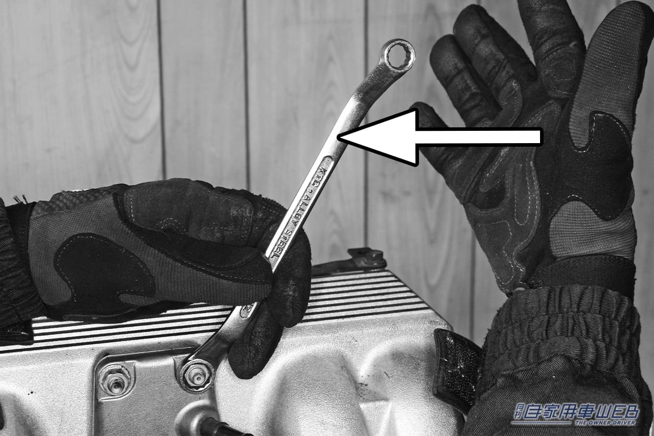 |「マジで外れた…」「これは試したい」固く締まったナットの対処法。誰でもすぐに実践可能なテクニックを紹介。