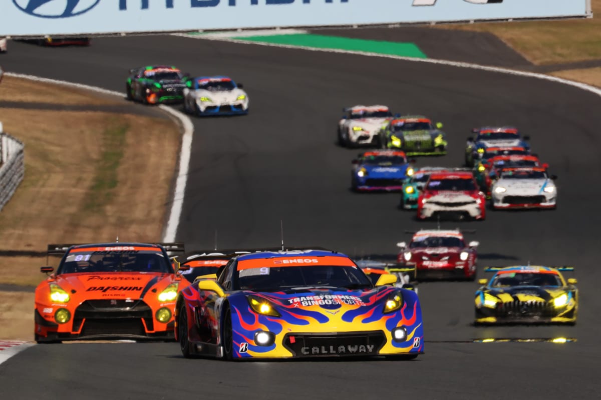 S耐FINAL スタートの様子｜最終戦「S耐ファイナル」の来場者が昨年比で25%増！ますます盛り上がるスーパー耐久！