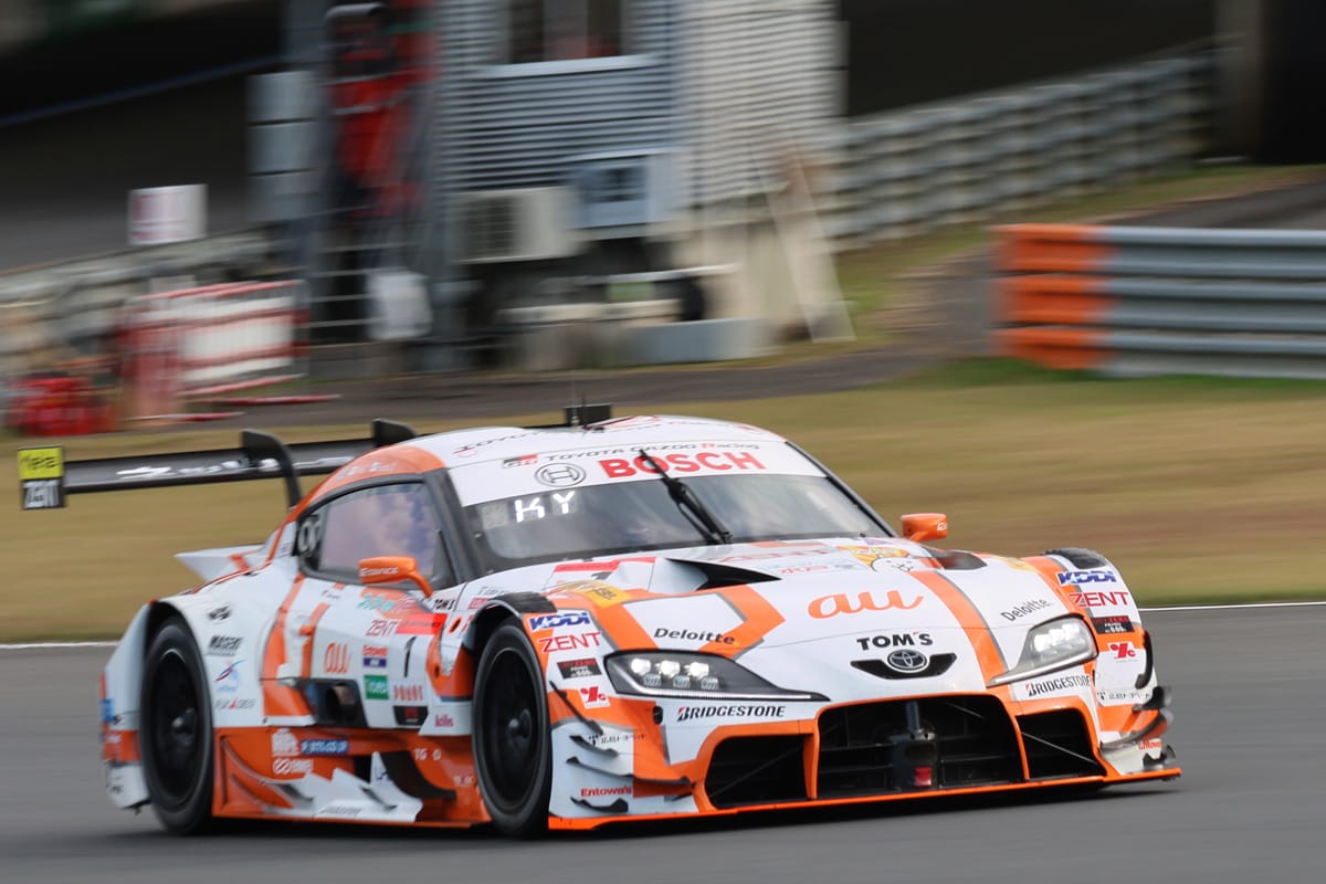 SUPER GT 最終戦でau TOM’S GR Supraが優勝でチャンプ決定!坪井選手は前人未到の3連覇達成!!