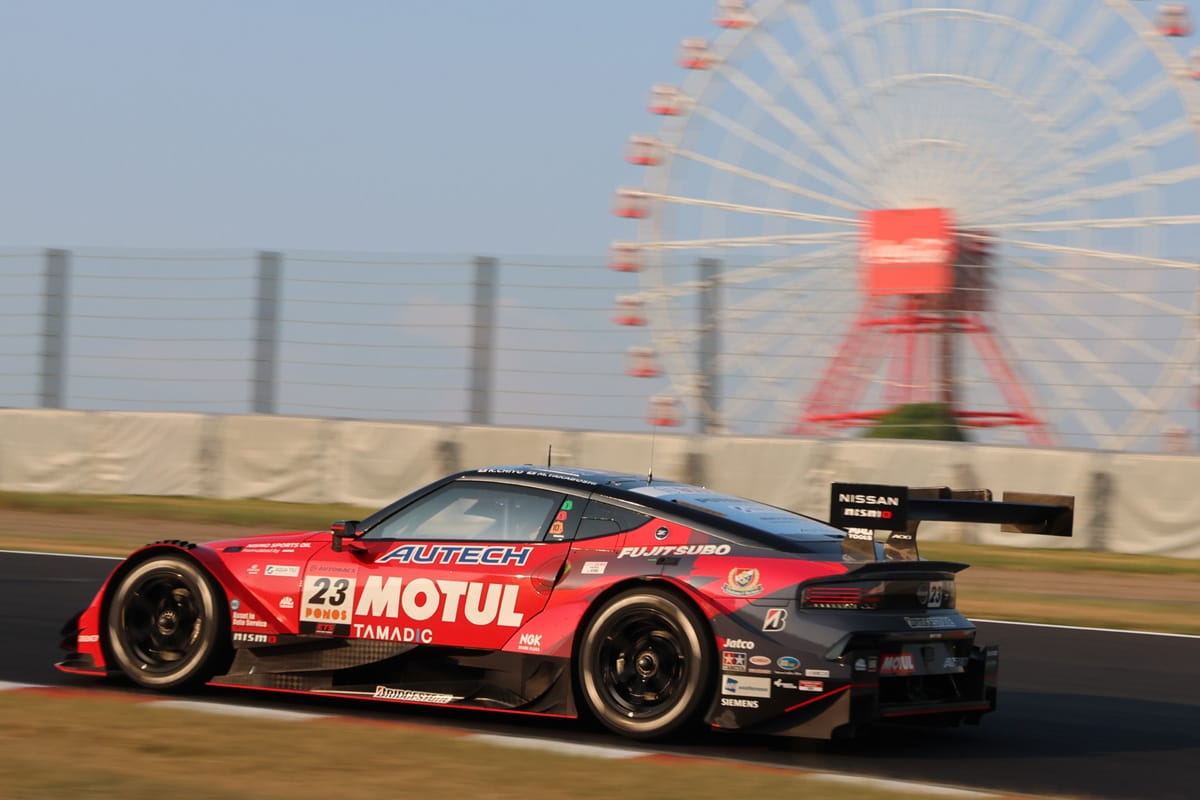 |SUPER GT 最終戦でau TOM’S GR Supraが優勝でチャンプ決定!坪井選手は前人未到の3連覇達成!!