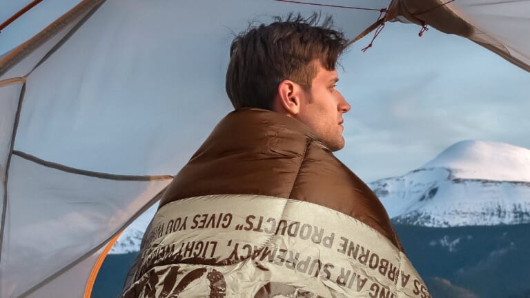 釣り具メーカーが開発「車内で凍える時代、終わりです」半信半疑のスタッフも「今では手放せない」。現場が作り出した超実用的な装備。