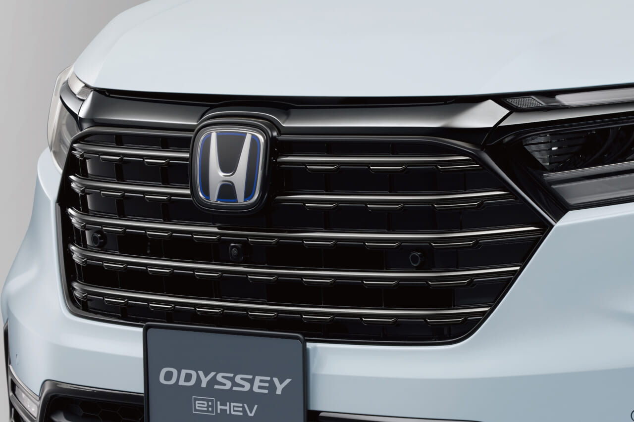 |ホンダ、オデッセイの一部改良を実施【人気装備「大型ロールサンシェード」を全グレードに標準化】