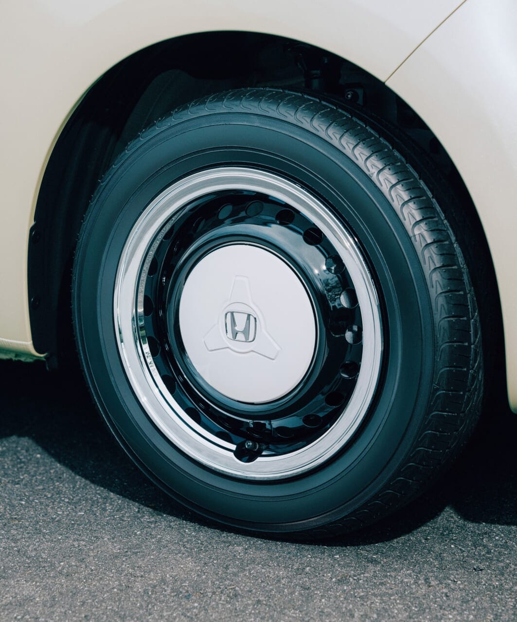 ｜ホンダが「N-ONE」を一部改良。特仕「CRAFT STYLE」を設定し、「RS」を6MT専用に