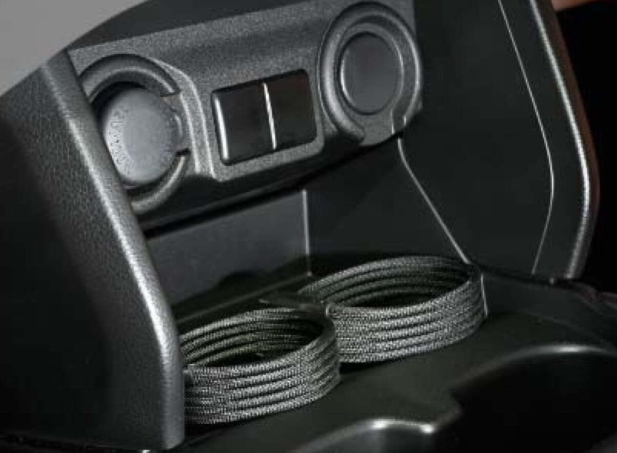 |断線に強い「カロッツェリア」ケーブル新登場【車内充電環境を快適にする7アイテム、2026年2月発売】