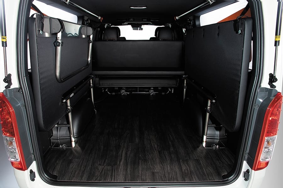 |「これは卑怯…好きに決まってる」趣味全開な大人にブッ刺さる、ワイルドなデザイン。釣り人が釣られる超絶特化型キャンピングカー。