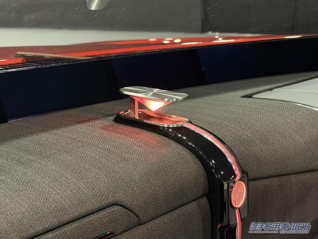 |「助手席」がVIP席。「一人のため」に設計された、究極のショーファーカー【トヨタの最上位ブランド「センチュリー」誕生】