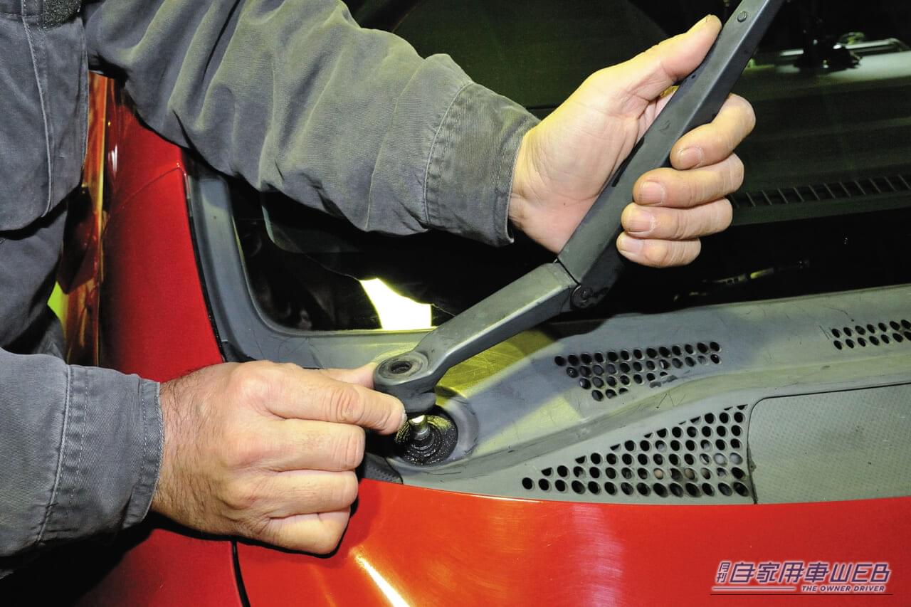 |「こんなに艶が出てる!」これは驚き‼︎ 古びて白濁した樹脂パーツがこんな簡単にツヤが復活⁉︎