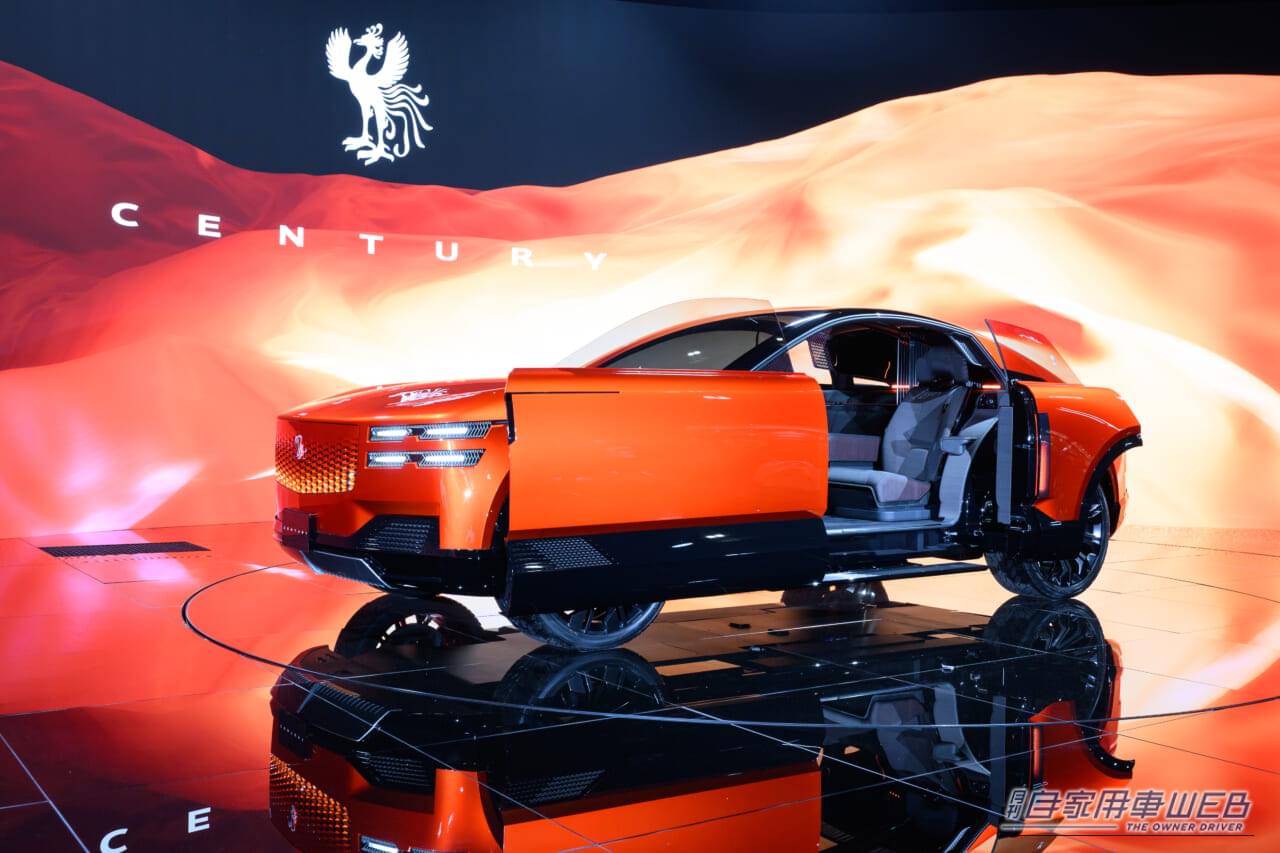 |「助手席」がVIP席。「一人のため」に設計された、究極のショーファーカー【トヨタの最上位ブランド「センチュリー」誕生】