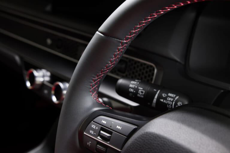 【現行シビックタイプR】しっとり手触りの本革ステアリングホイール、純正オプションとして登場