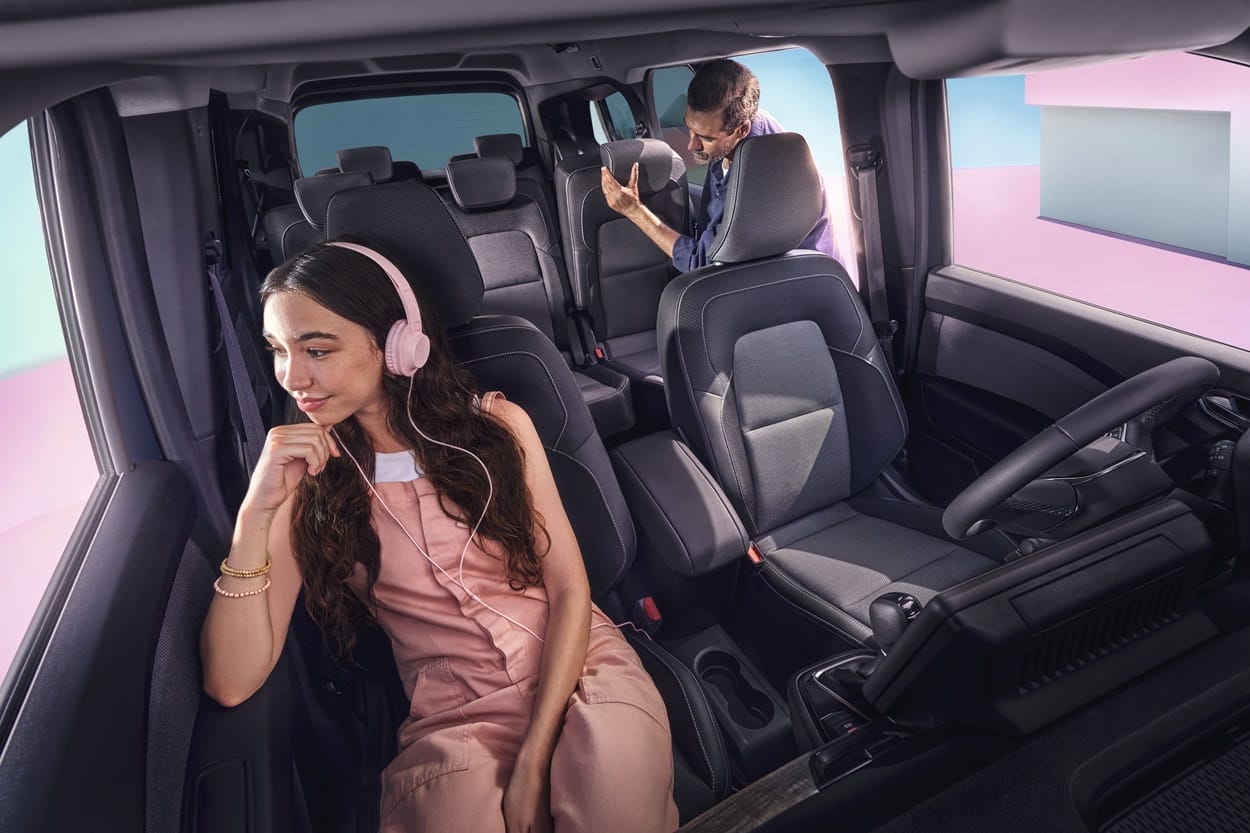 ｜ルノー グランカングー 2月発売！全席主役の「7つの独立シート」に注目