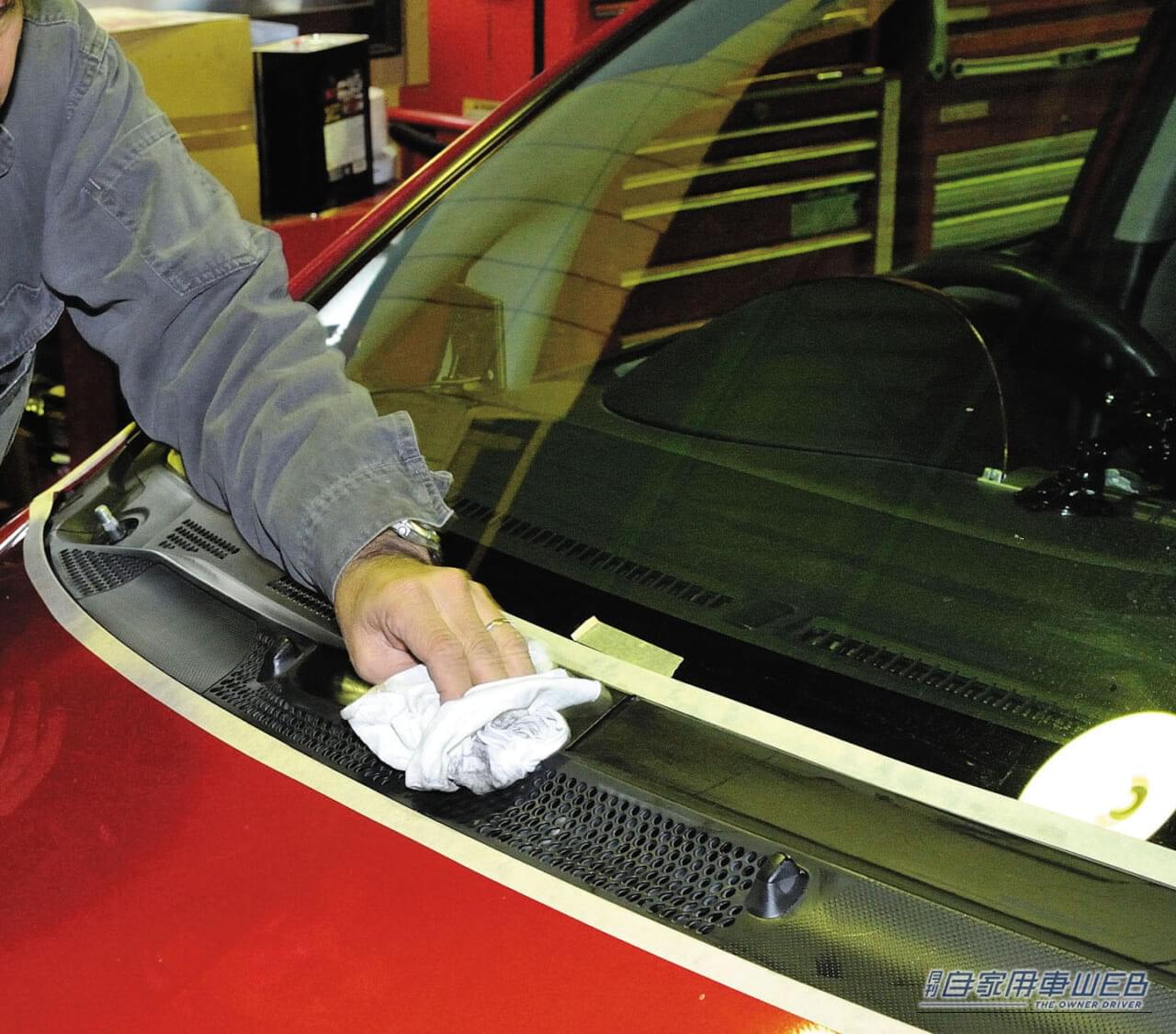 |「こんなに艶が出てる!」これは驚き‼︎ 古びて白濁した樹脂パーツがこんな簡単にツヤが復活⁉︎