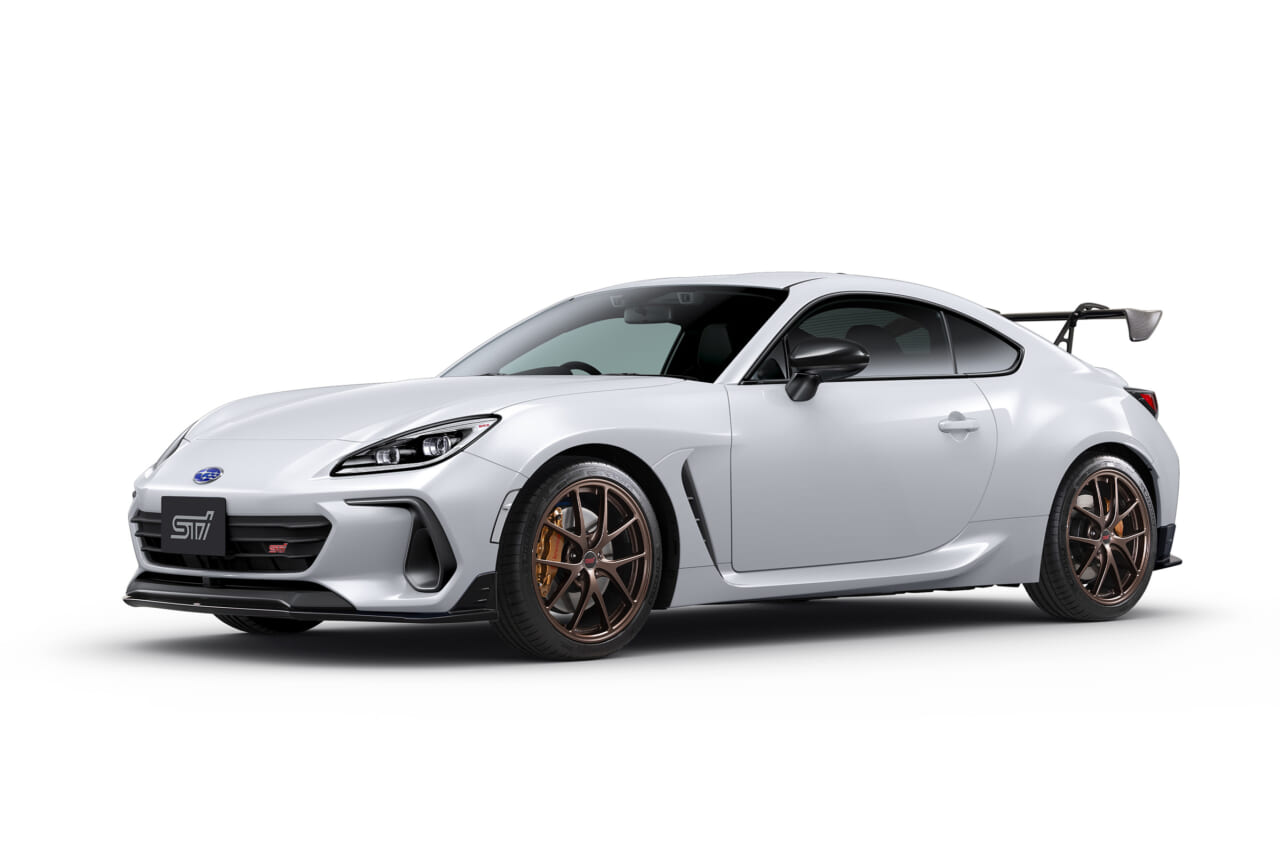 |モータースポーツ技術を凝縮した究極モデル登場!スバルBRZ「STI Sport TYPE RA」【合計300台が抽選販売、価格は497万2000円〜】