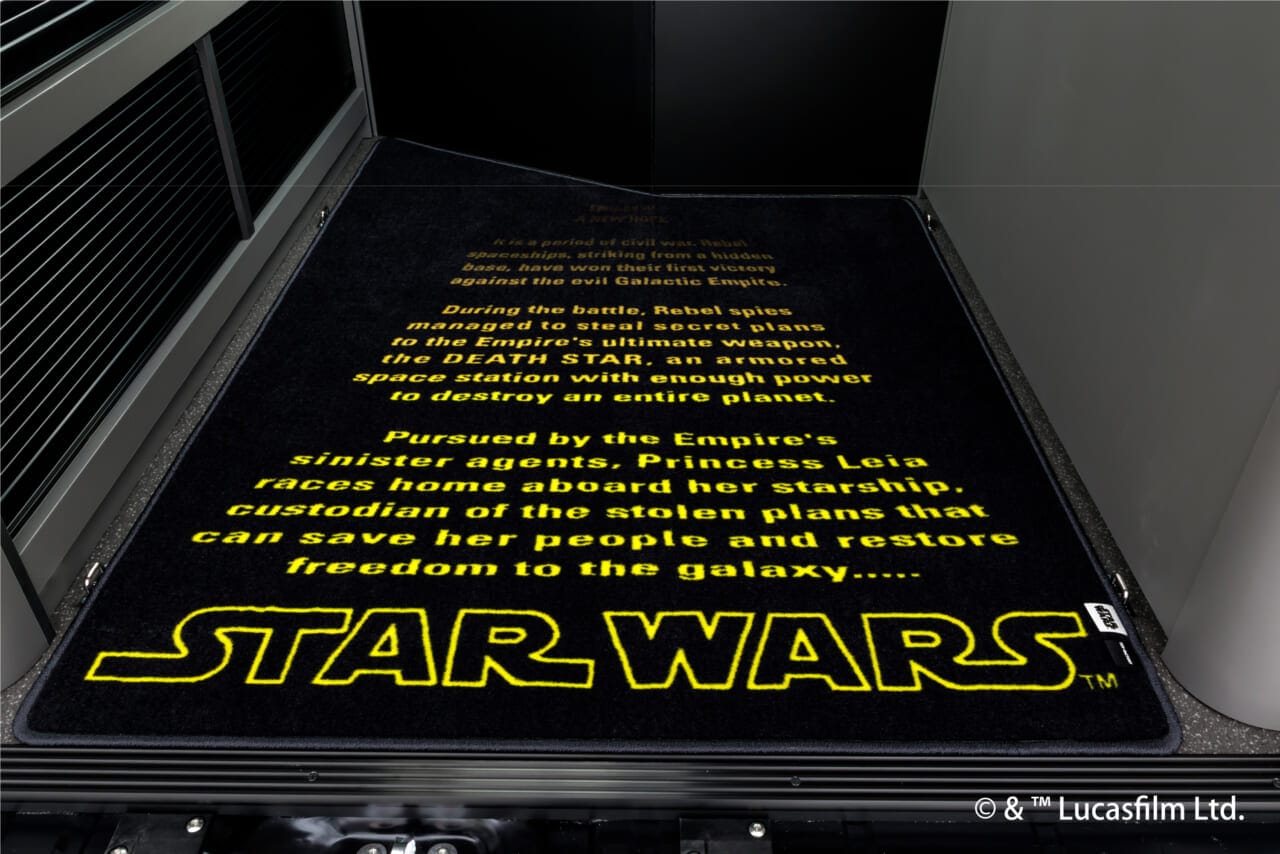 DA VINCI 6.0〈STAR WARS〉EDITIONのフロアマット|「車内がヤバい」「スゴすぎだろ…」超有名SF映画を再現したキャンピングカー! クオリティがとんでもないレベルだと話題に。