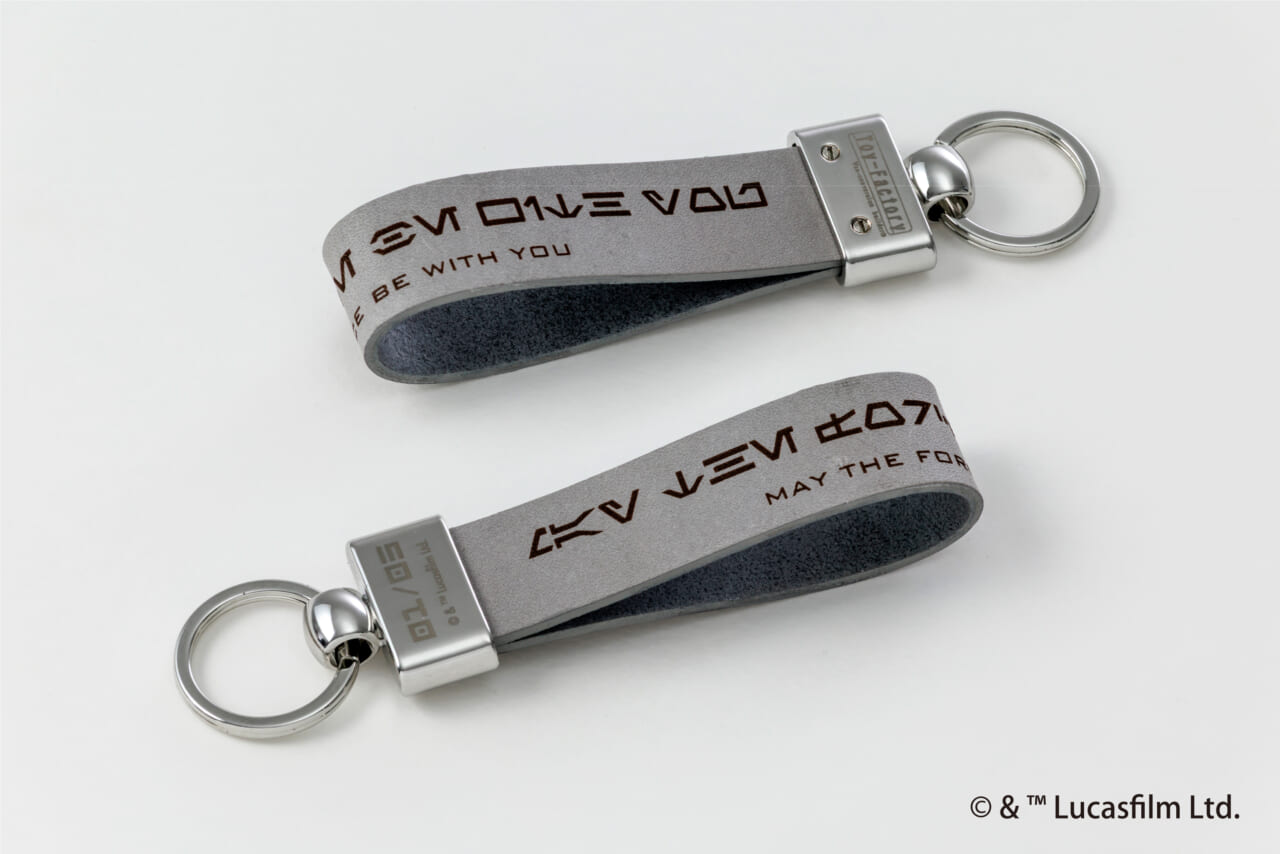DA VINCI 6.0〈STAR WARS〉EDITIONのキーホルダー|「車内がヤバい」「スゴすぎだろ…」超有名SF映画を再現したキャンピングカー! クオリティがとんでもないレベルだと話題に。