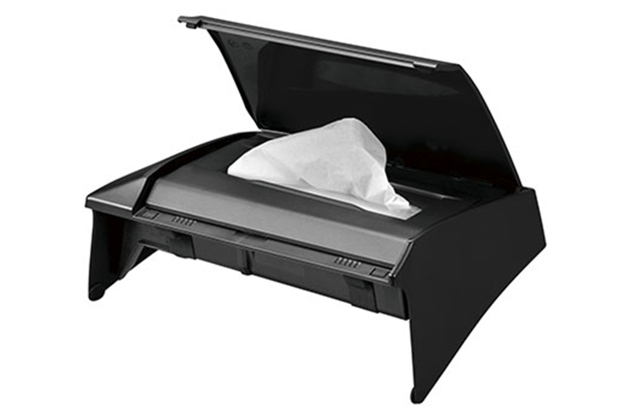 |「これは革新的」「デッドスペースにピッタリとハマる」簡単装着で効果抜群! スタイリッシュで見た目もイイ感じのカーグッズを紹介