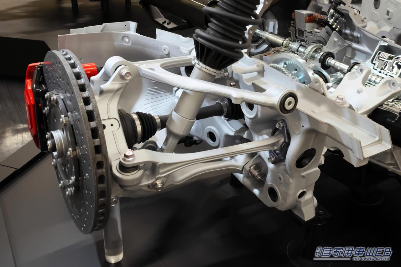 |次世代フラッグシップ「GR GT」発表。「公道を走るレーシングカー」は2027年デビューへ