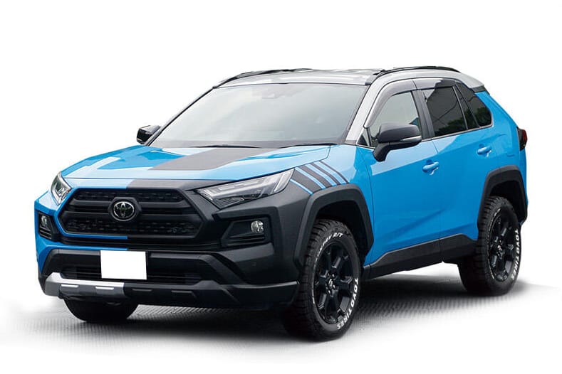 ｜顔つき一変、タフなプロテクターが「無骨」でいい感じ。豊田自動織機が新型RAV4カスタムを披露【東京オートサロン2026】