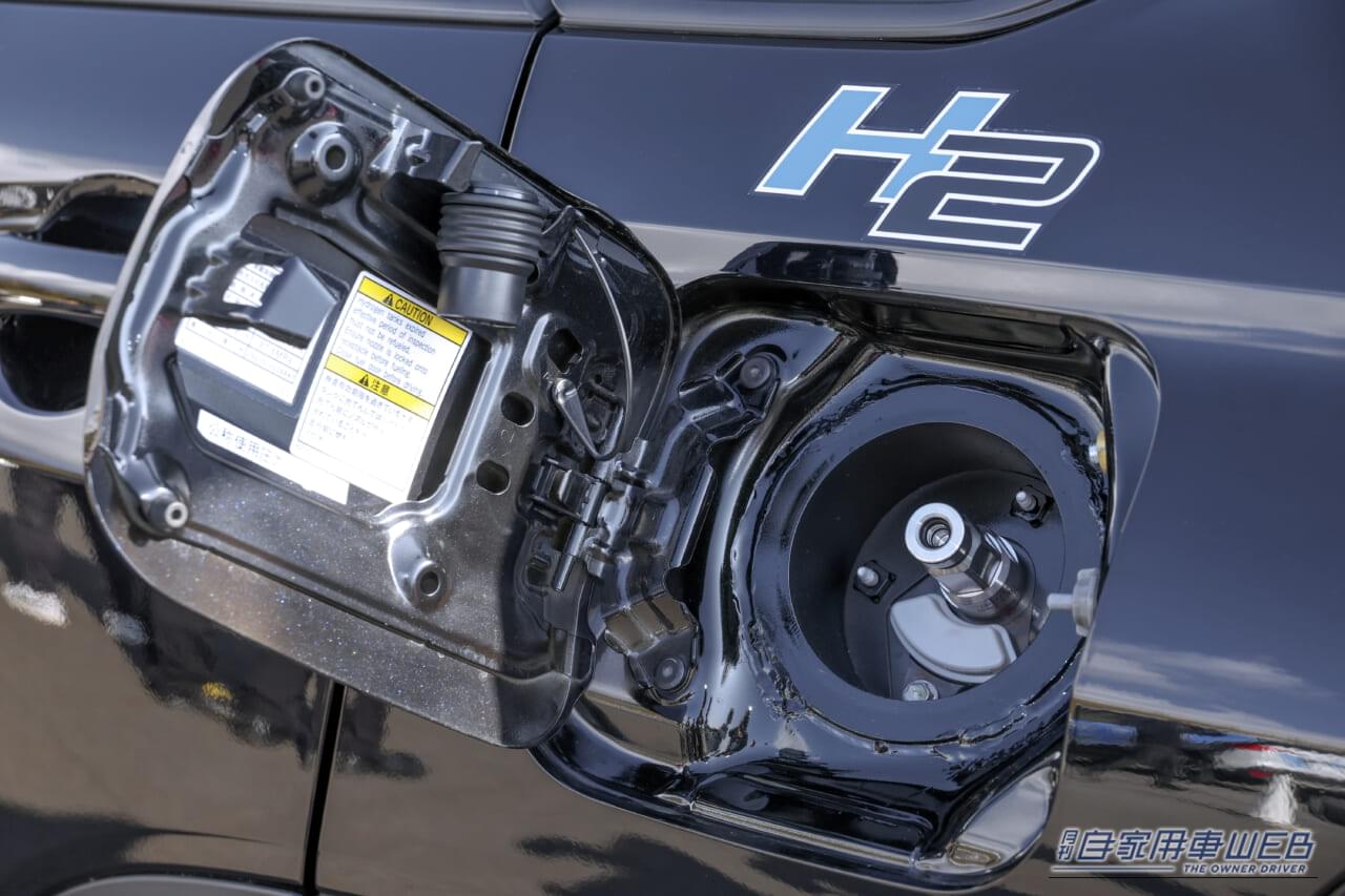 |レースシーンで鍛えられた燃焼制御技術の搭載で、市販化へ向けて大きく前進!水素エンジン搭載 カローラクロスに乗った!!