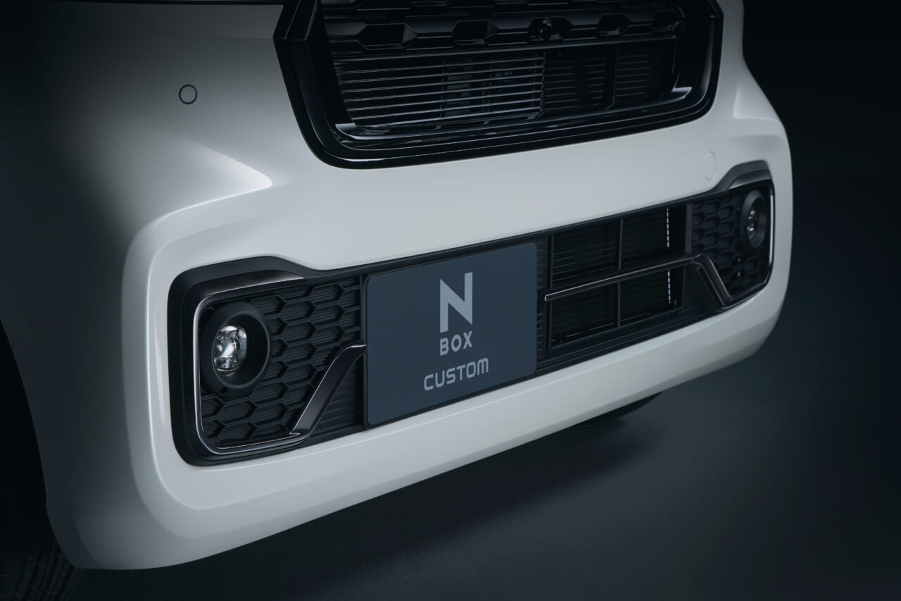 |2色のブラックで精悍スタイリングを実現。N-BOXカスタム「BLACK STYLE」発売