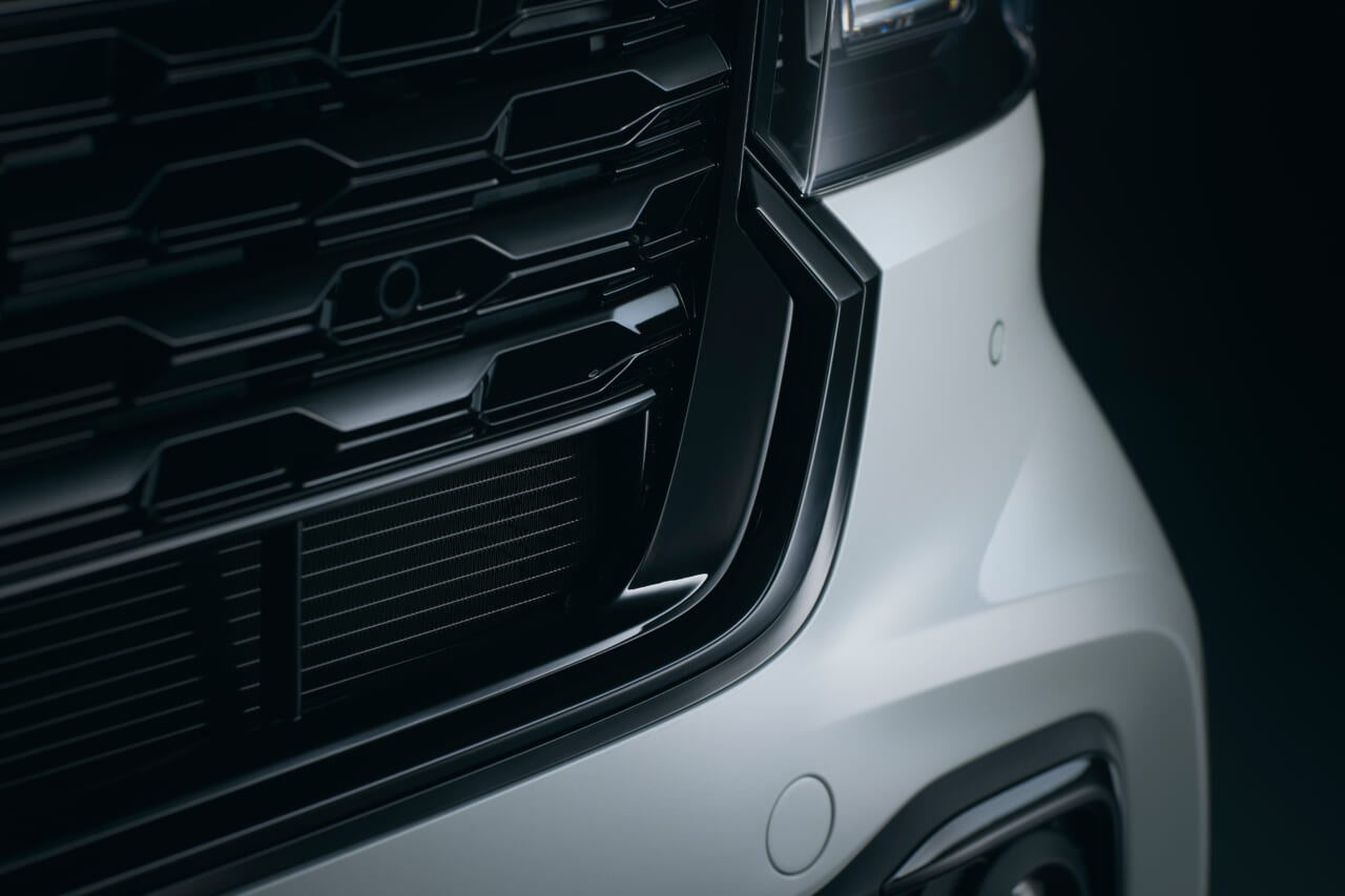 |2色のブラックで精悍スタイリングを実現。N-BOXカスタム「BLACK STYLE」発売