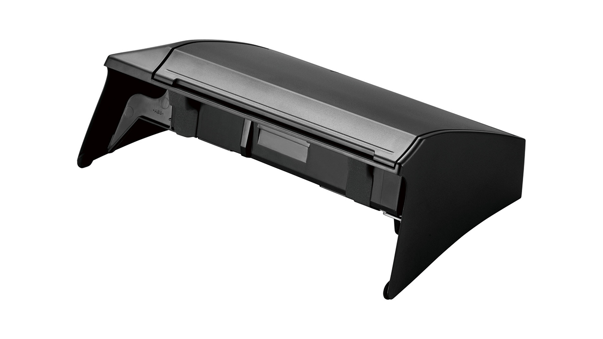 「これは革新的」「デッドスペースにピッタリとハマる」簡単装着で効果抜群! スタイリッシュで見た目もイイ感じのカーグッズを紹介