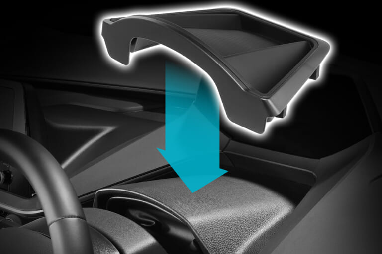 プリウス専用トレー NZ884K［カーメイト］｜「おぉ〜コレめっちゃ欲しい…」トヨタ車のデッドスペースにすっぽりハマる！ 工具不要で2分で装着OKの便利なカーグッズを紹介