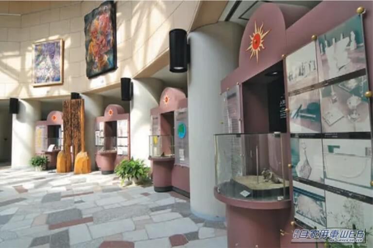 日本まん真ん中センターの施設内|「ナゼこうなった?」「中に入ったら理解できた…」奇抜過ぎるデザインには意味があった! ずっと気になっていた謎施設を訪問