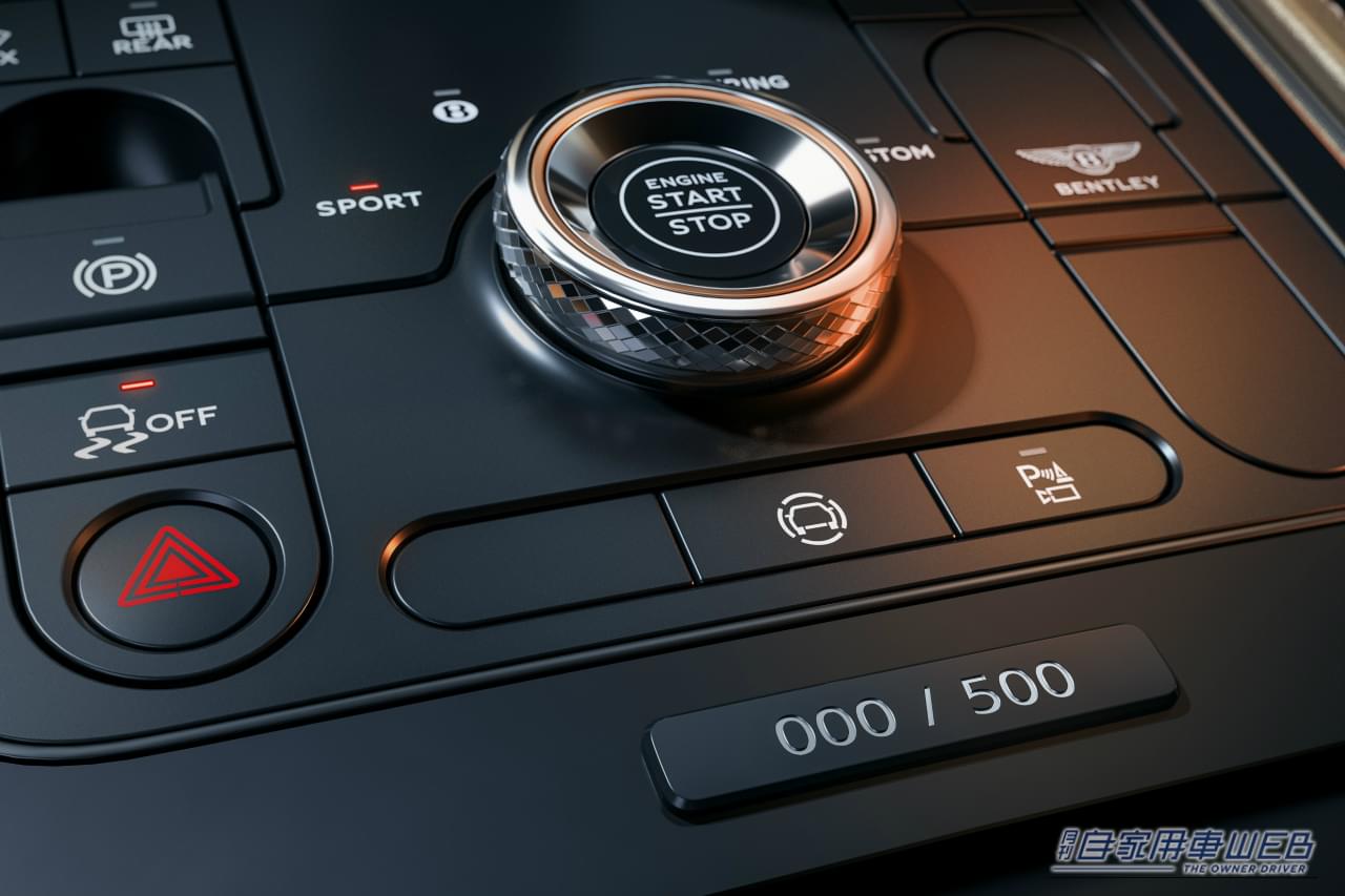 |ベントレー、新型スーパースポーツ発表! 後輪駆動で無電化なV8エンジンは「時代錯誤」かもしれないが、それがイイ!