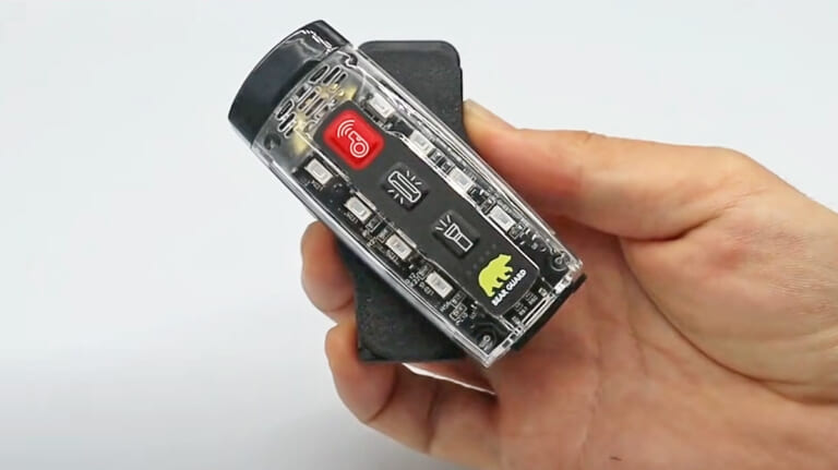 「これは珍しい…」「そんな方法があるんだ？」ダブルの効果で威力を発揮。自動車販売業者が開発したユニークなデバイスを紹介。