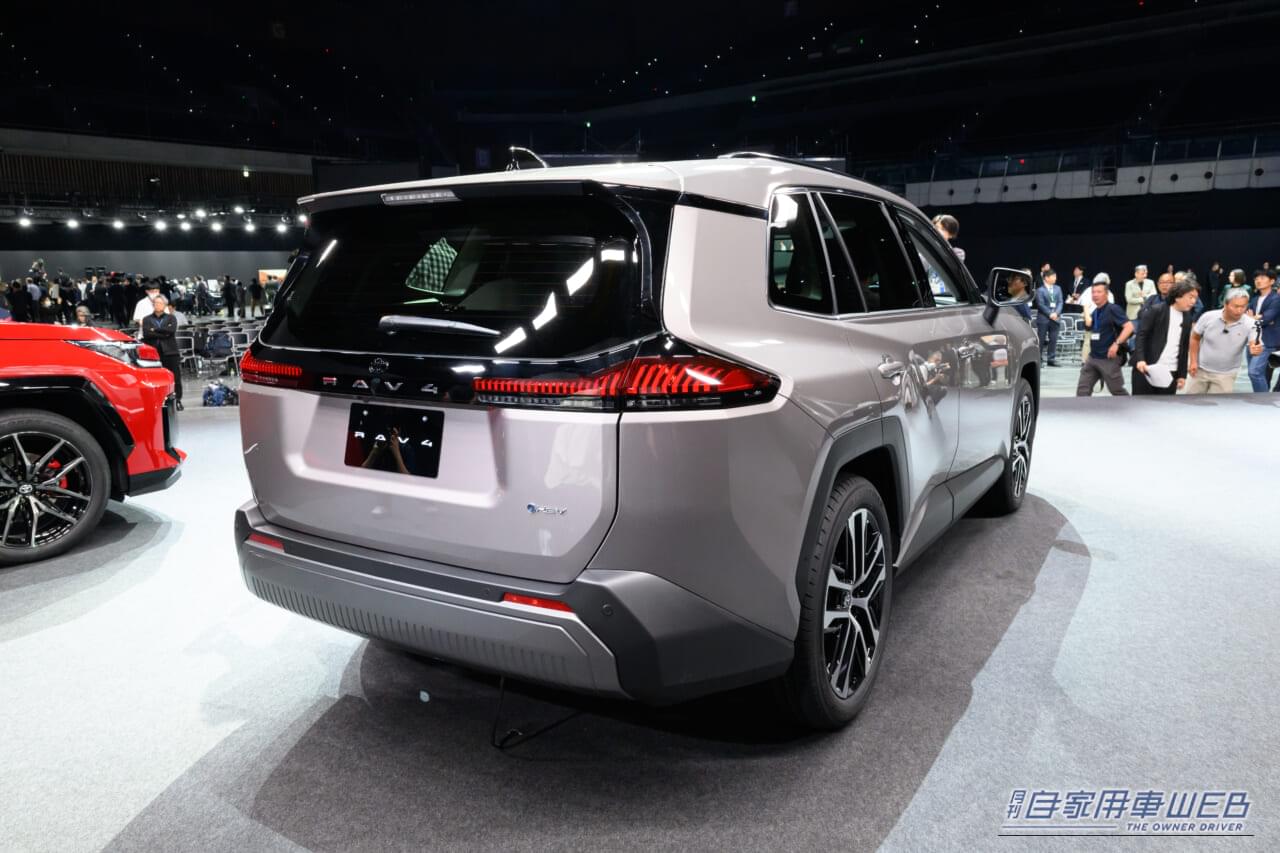 ｜カタチだけじゃない！装備差がズルいレベル。新型RAV4の「Z」は、間違いがない「買い得グレード」