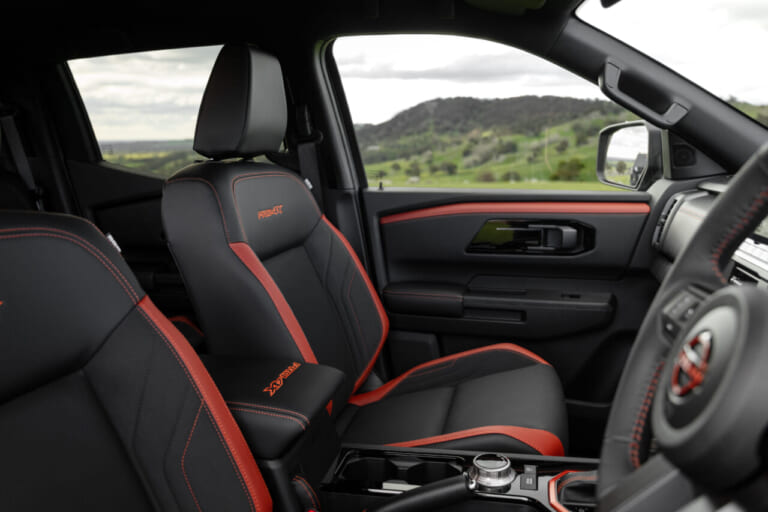 日産の新型ナバラ｜「コレはカッコいい」「こんなクルマあったんだ…」日本人が知らない、世界に誇る日産車。1986年から累計販売台数50万台の名車の新型が発表！