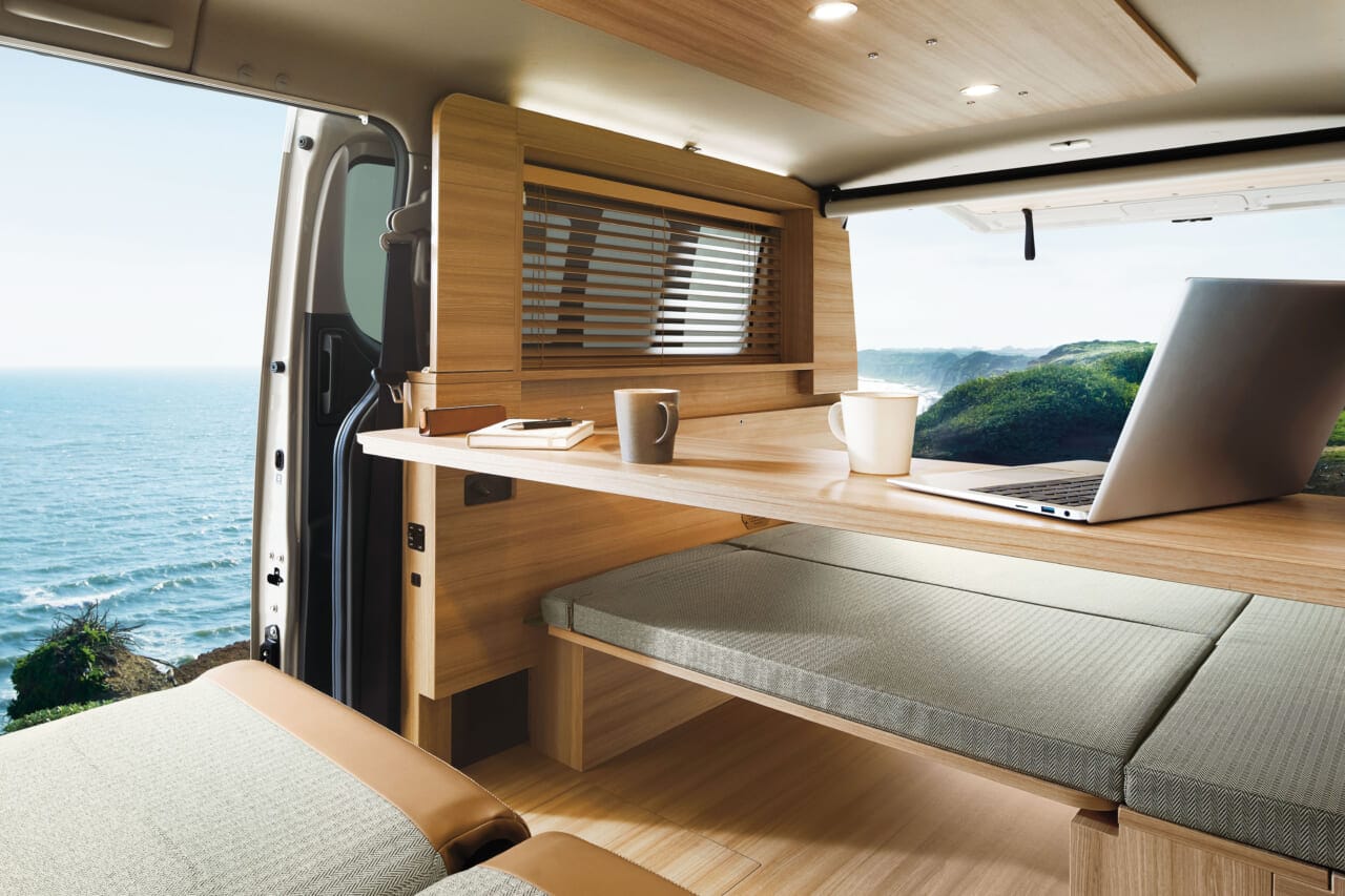 日産が提案する「動くデザイナーズホテル」MYROOMシリーズ、「ジャパンキャンピングカーショー2026」に出展