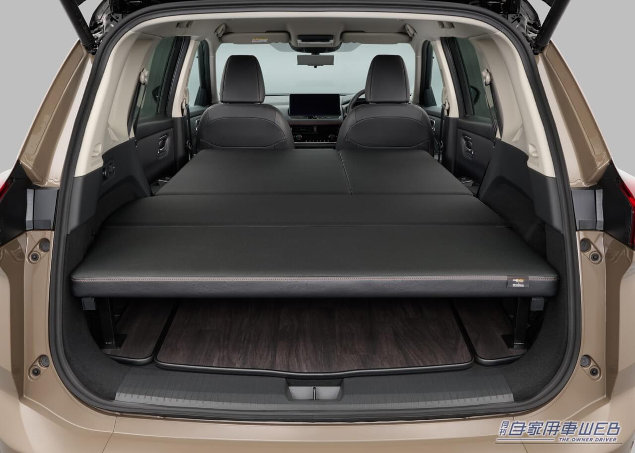 |車中泊仕様のエクストレイル「ROCK CREEK マルチベッド」が登場!