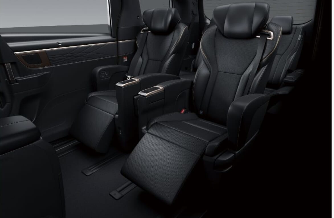 ｜トヨタ アルファード【最新値引き＆納期情報】〈2026冬：新車で買えるクルマカタログ〉