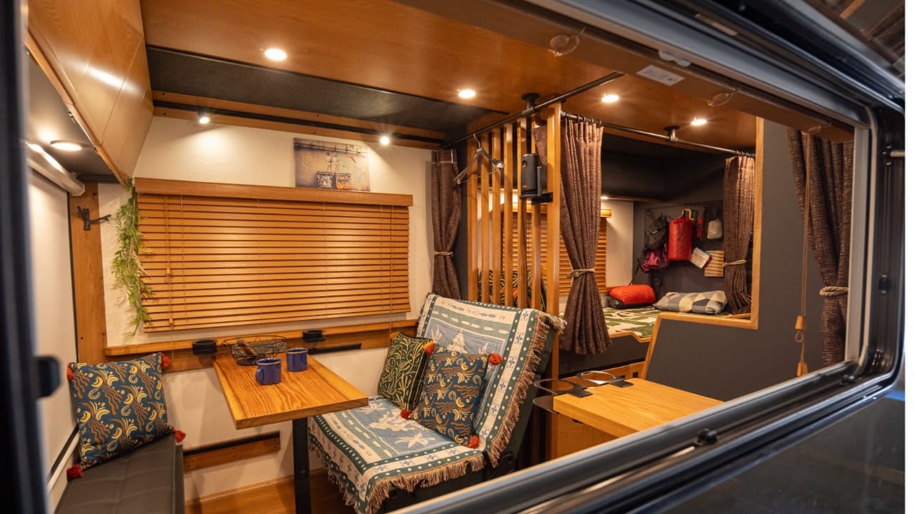 「もはや家より快適」キャンピングカーはここまで来た、QOLの極みを追求したフラッグシップモデル。可能性を広げる新提案も。