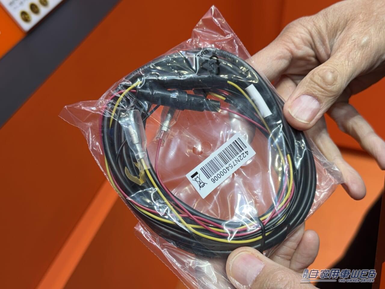 ｜1500ニトの高輝度パネル採用！ミラー型ドラレコMio「MiVue ER58」は3カメラで死角減【東京オートサロン2026で注目】