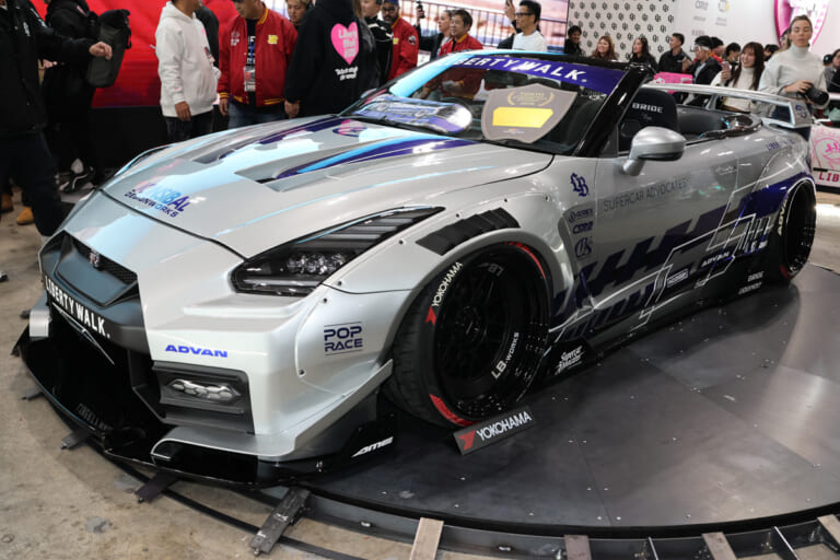 LB-WORKS35GTRFinaledition|R35GT-Rのルーフを大胆カット!リバティウォークが魅せた最後のGT-R【東京オートサロン2026】