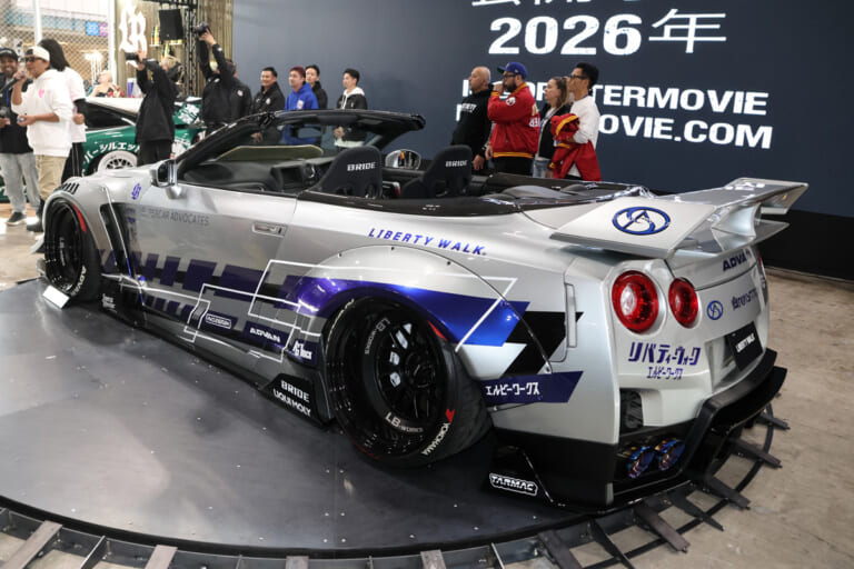 LB-WORKS35GTRFinaledition|R35GT-Rのルーフを大胆カット!リバティウォークが魅せた最後のGT-R【東京オートサロン2026】