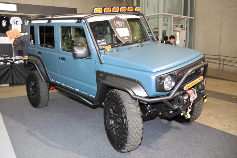 Mountain Crawler｜SUVの潮流に変化！街を華麗に彩るローダウンピックアップに注目！【東京オートサロン2026】