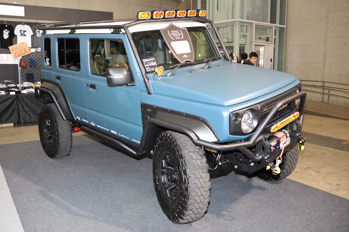 Mountain Crawler｜SUVの潮流に変化！街を華麗に彩るローダウンピックアップに注目！【東京オートサロン2026】